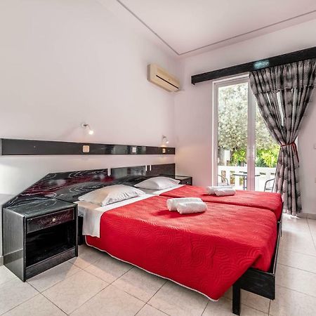 Hotel Ikaros Архангелос Экстерьер фото