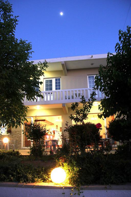 Hotel Ikaros Архангелос Экстерьер фото